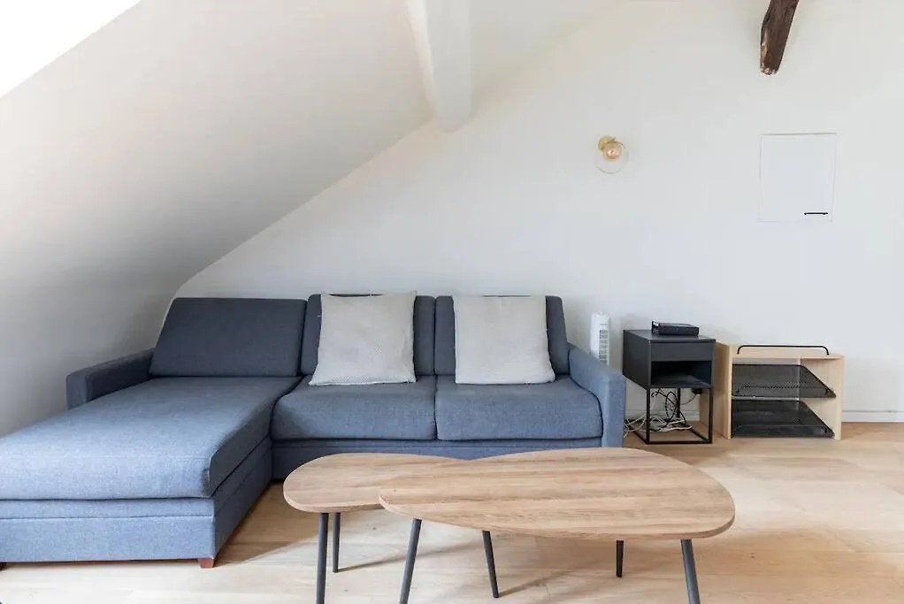 Grands Boulevards 52 Appartement Cosy 1Br-4P Paris Apartment